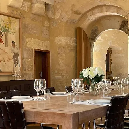 Chateau Au Coeur Du Vignoble Bordelais فيلة Francs