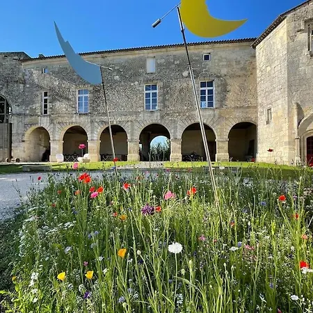 فيلة Chateau Au Coeur Du Vignoble Bordelais Francs