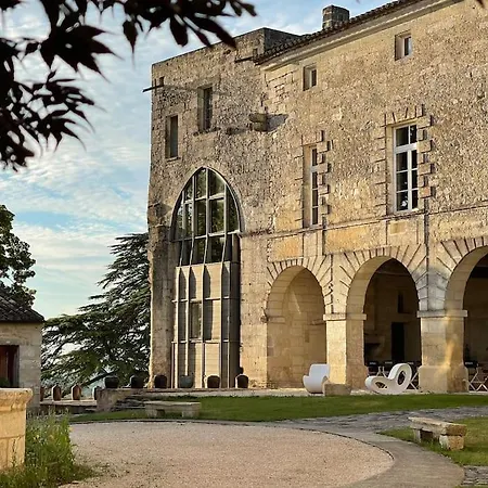 Chateau Au Coeur Du Vignoble Bordelais *